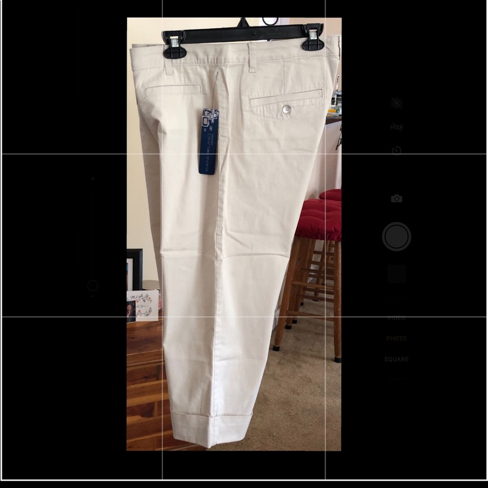 Khaki crop denim pants by Bandolino